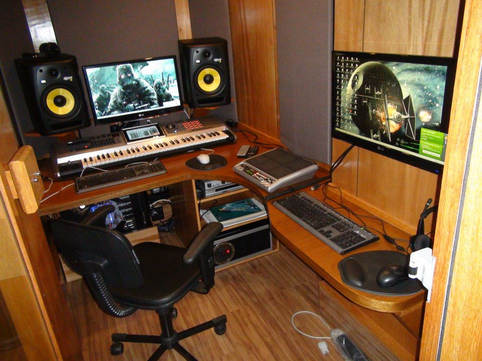 Hajas Studio 2013